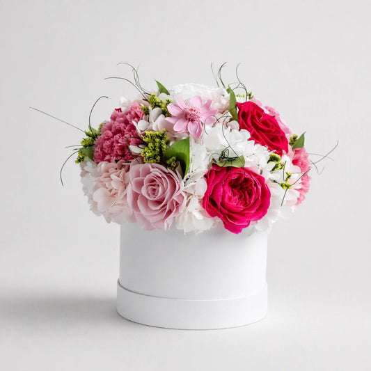 Soft Garden Preserved Flower Hat Box - Alzethyn