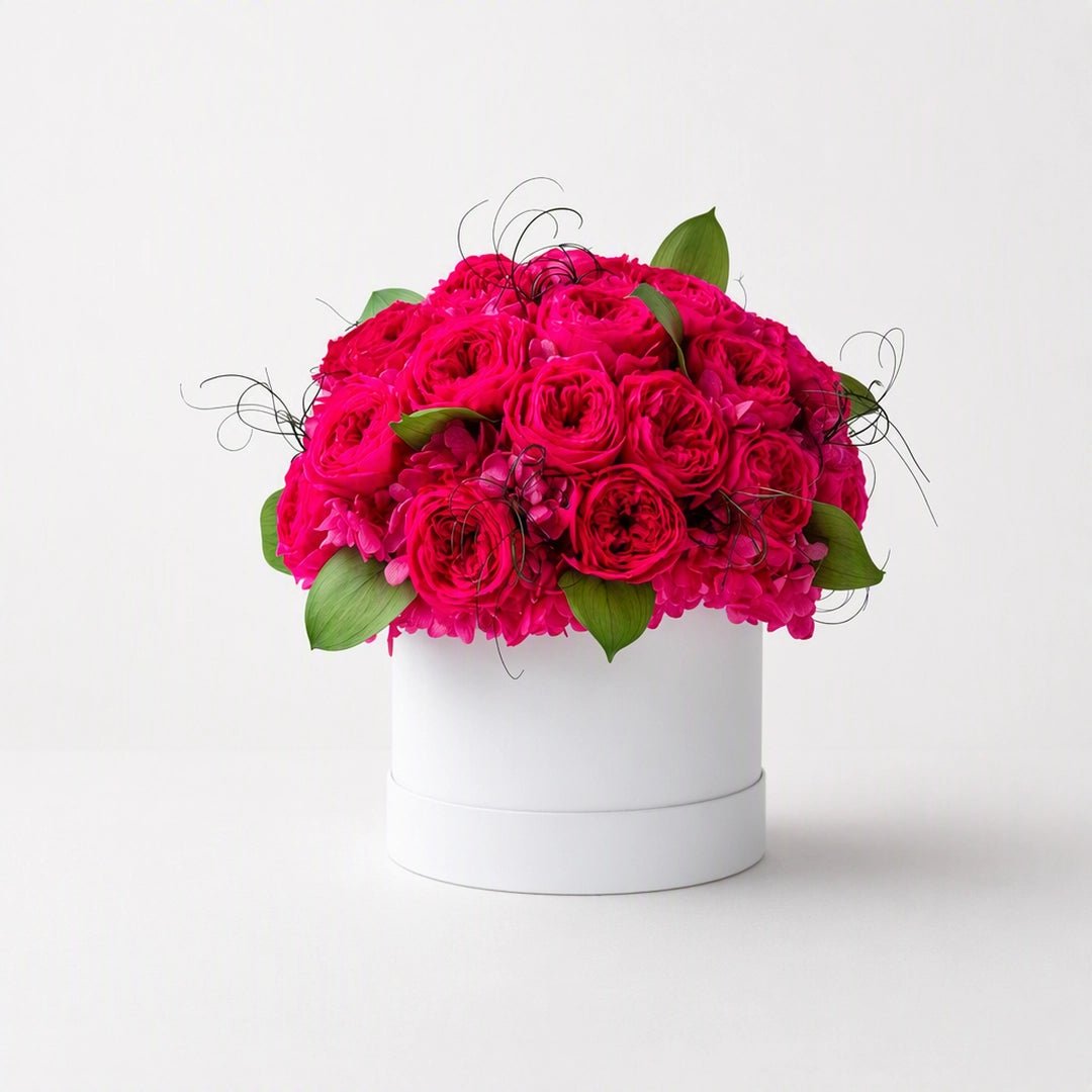 Full Bloom Preserved Flower Hat Box - Alzethyn