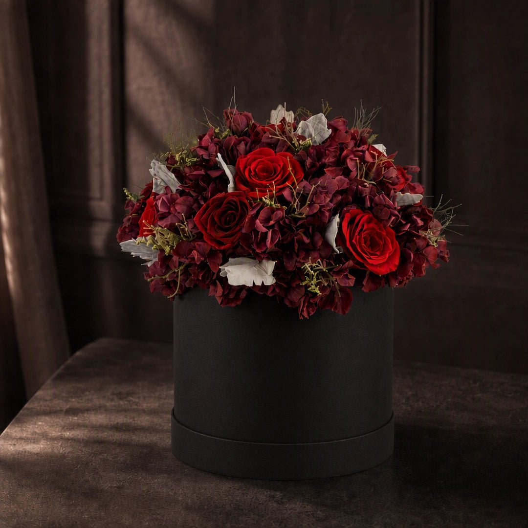 A Love Too Deep to Fade Preserved Flower Hat Box - Alzethyn